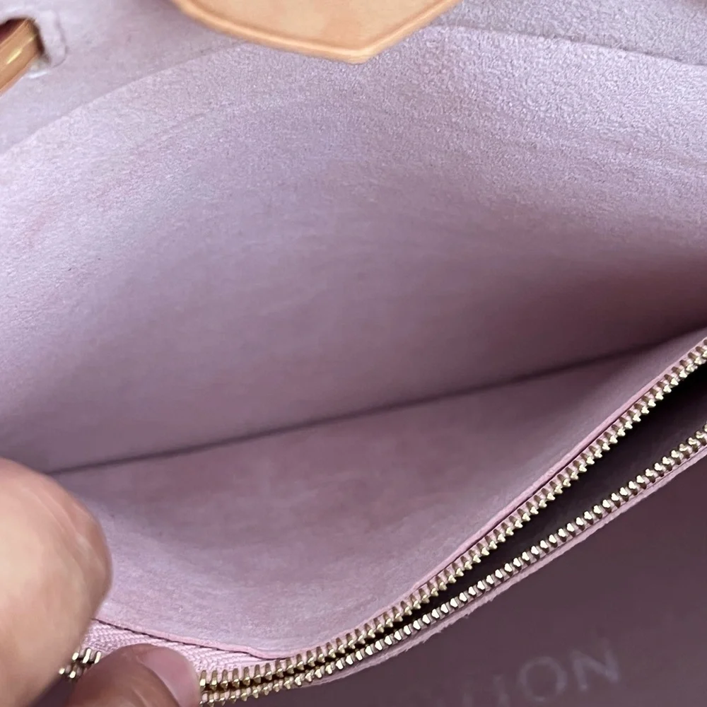 Authentic Louis Vuitton Girolata Damier Azur 2018 - Picture 12 of 12
